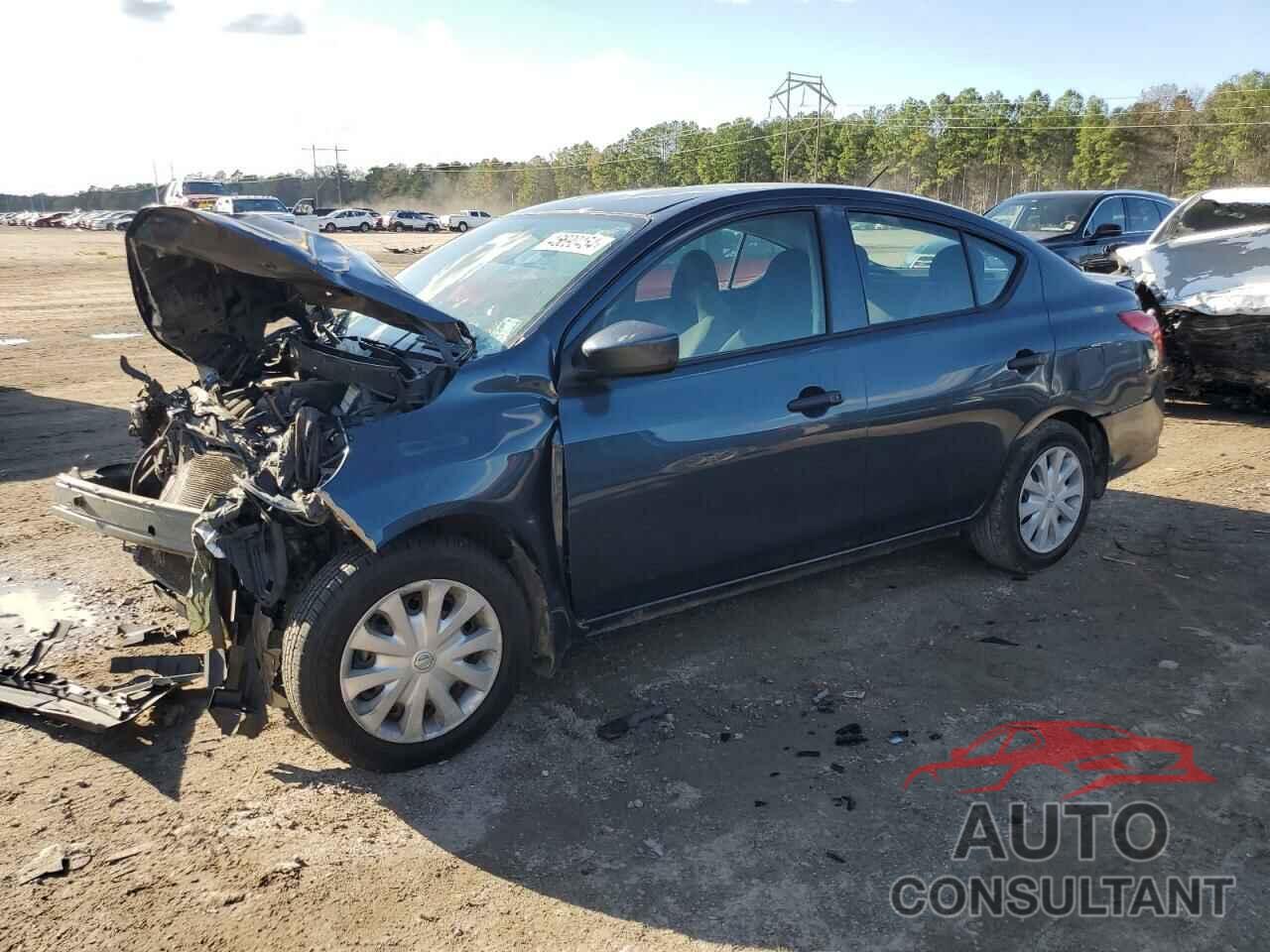 NISSAN VERSA 2017 - 3N1CN7APXHL830456