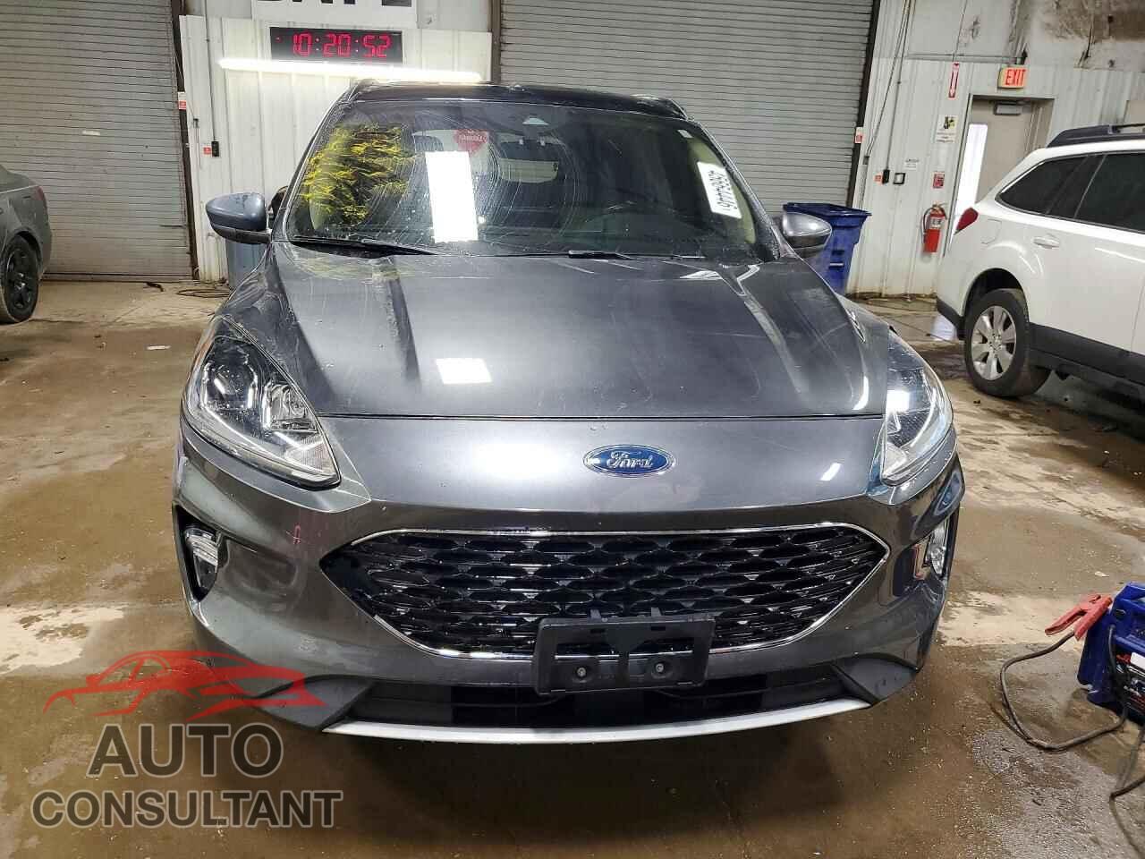 FORD ESCAPE 2020 - 1FMCU0H67LUA25870