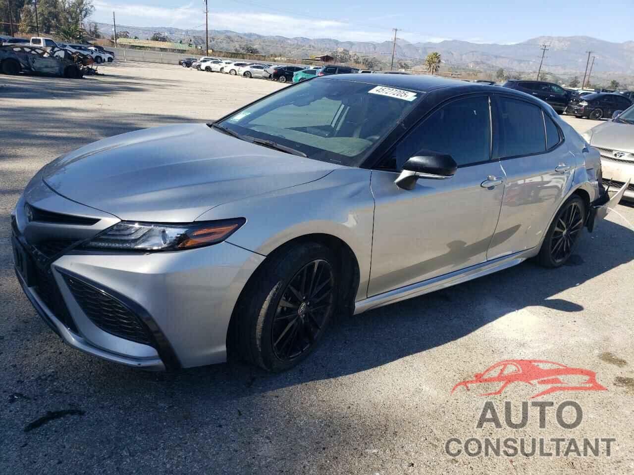 TOYOTA CAMRY 2022 - 4T1K31AK0NU044226