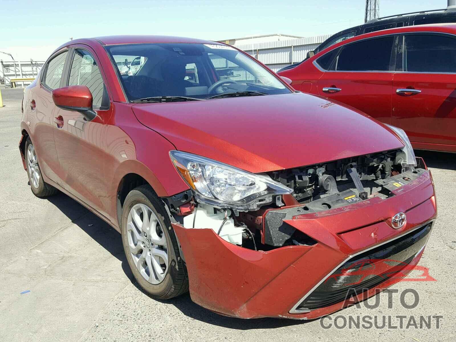 TOYOTA YARIS 2017 - 3MYDLBYV6HY193424