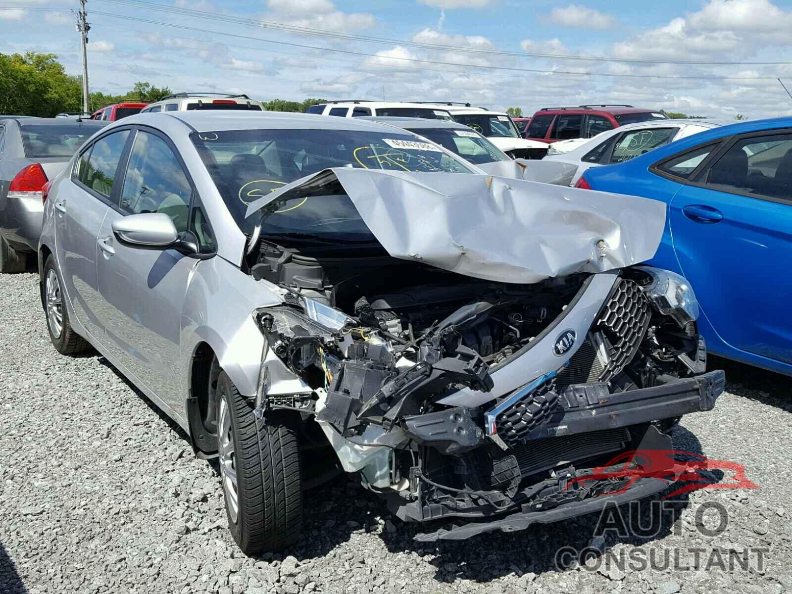 KIA FORTE 2015 - KNAFK4A62F5298784