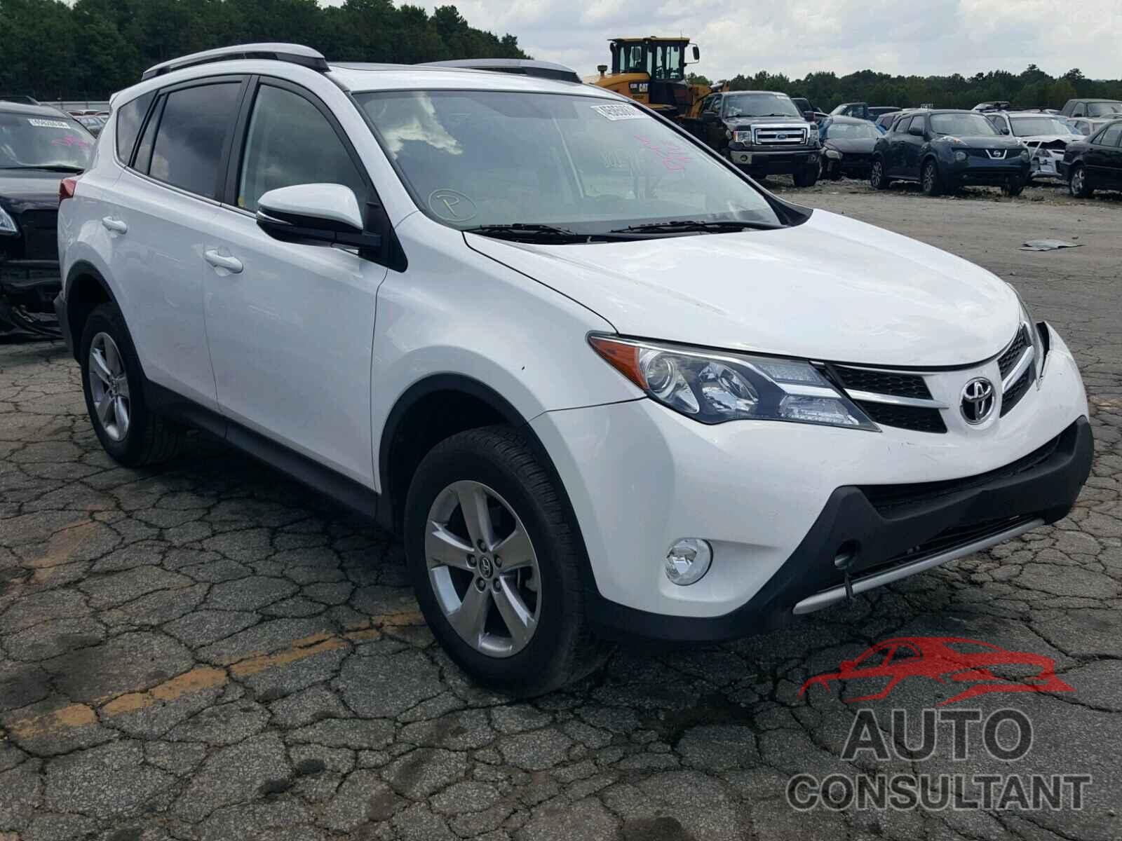 TOYOTA RAV4 XLE 2015 - 2T3WFREV4FW131955