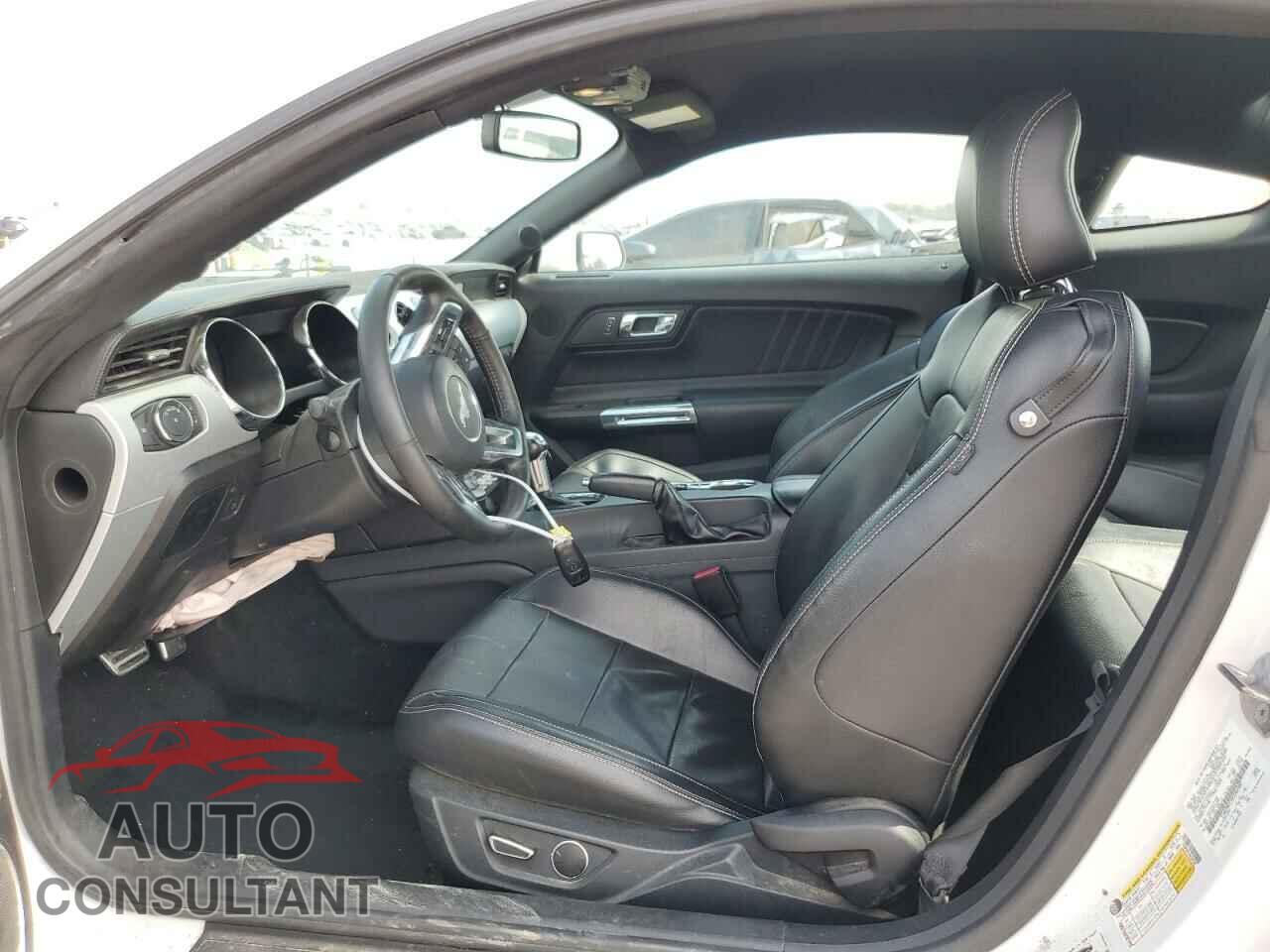 FORD MUSTANG 2017 - 1FA6P8CF3H5202307