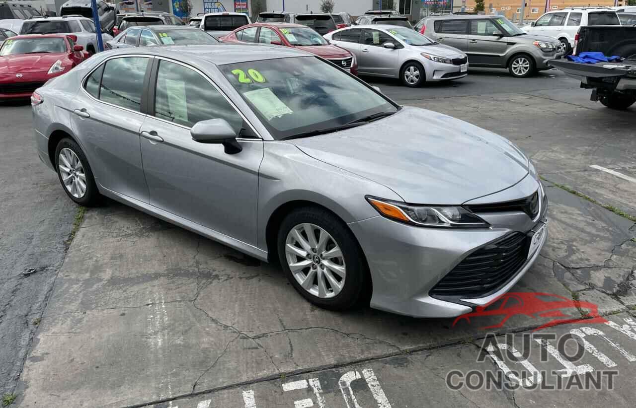 TOYOTA CAMRY 2020 - 4T1C11AK5LU348532