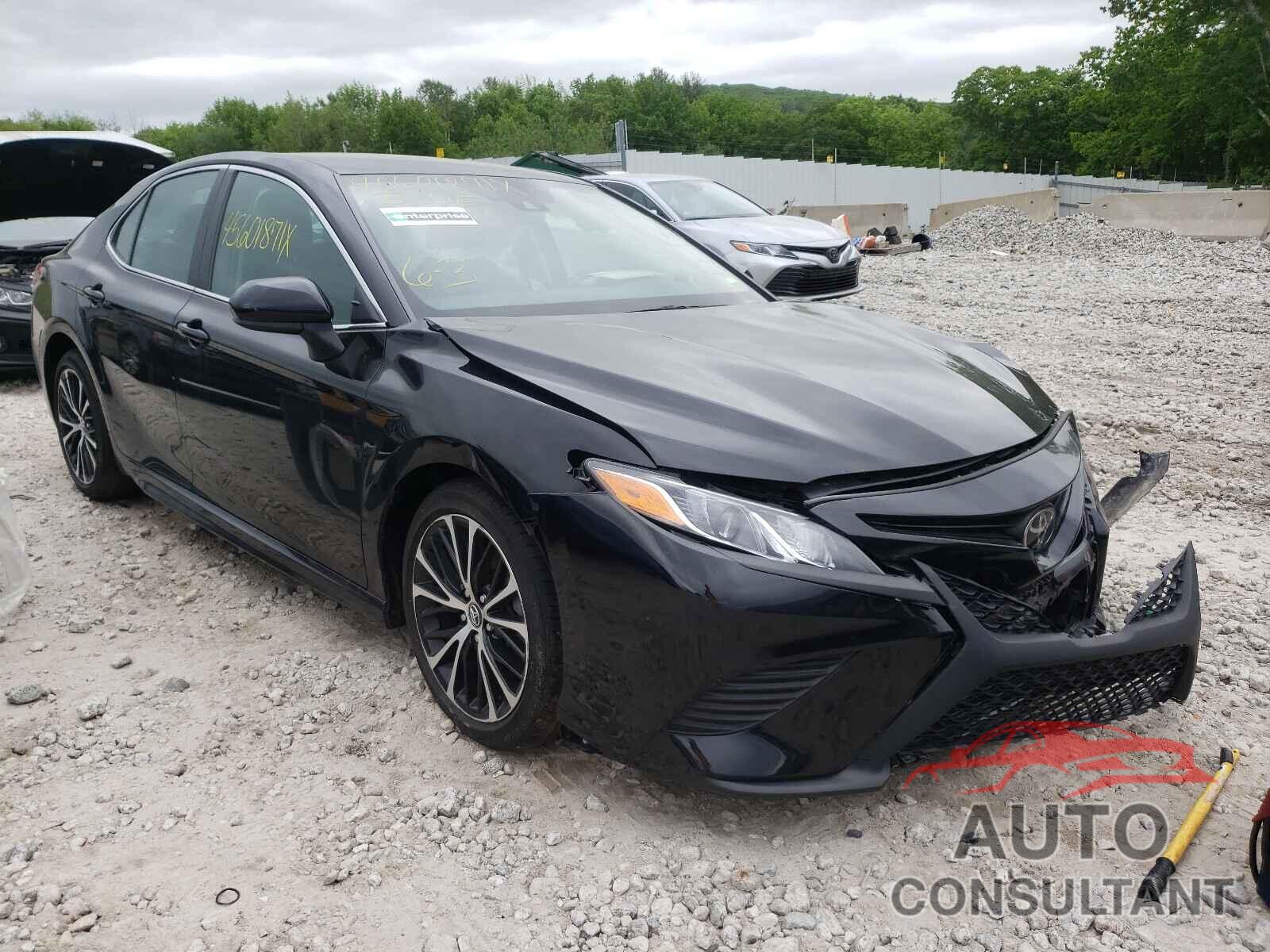 TOYOTA CAMRY 2020 - 4T1G11AK5LU330128