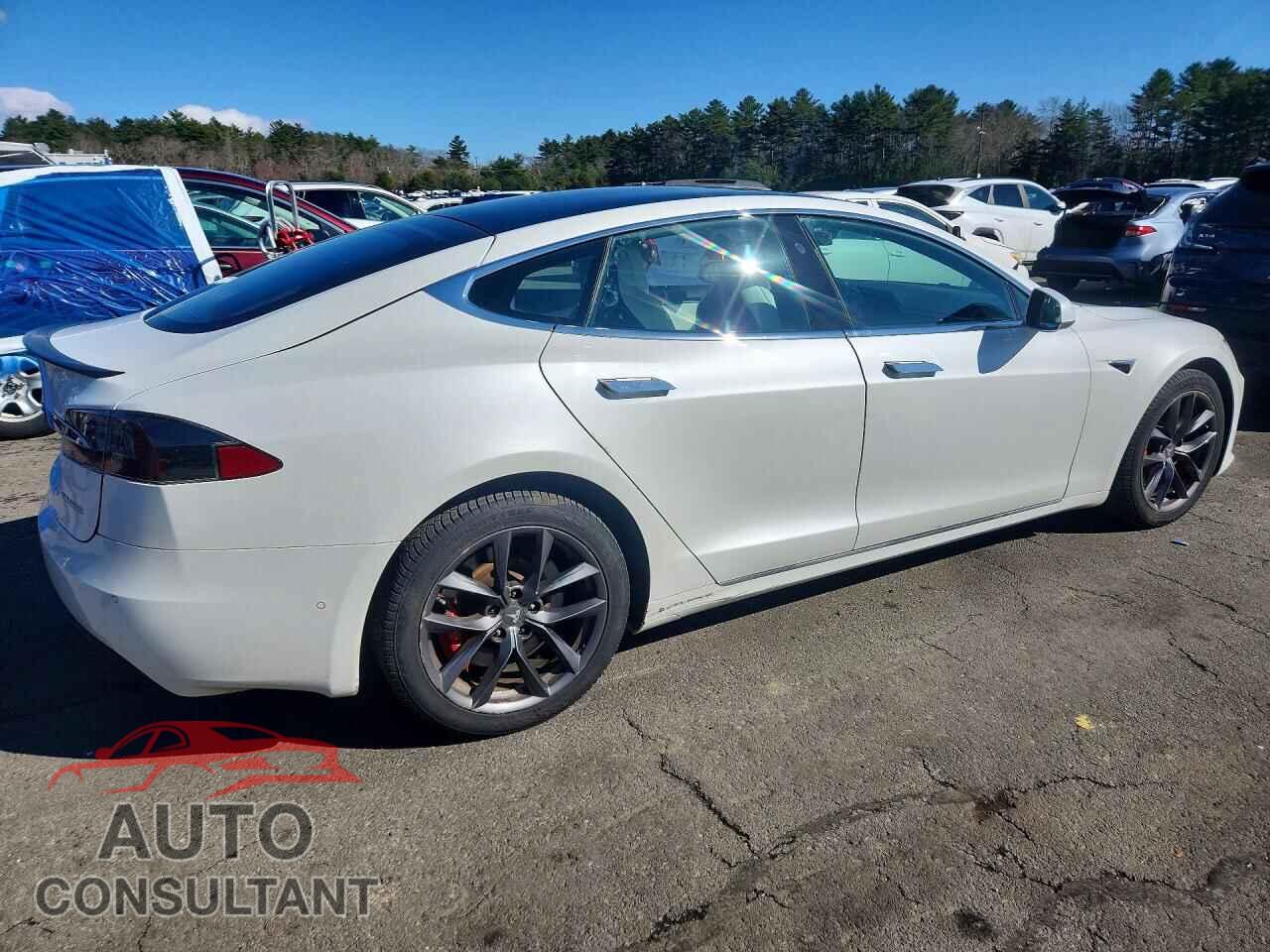 TESLA MODEL S 2019 - 5YJSA1E40KF330409