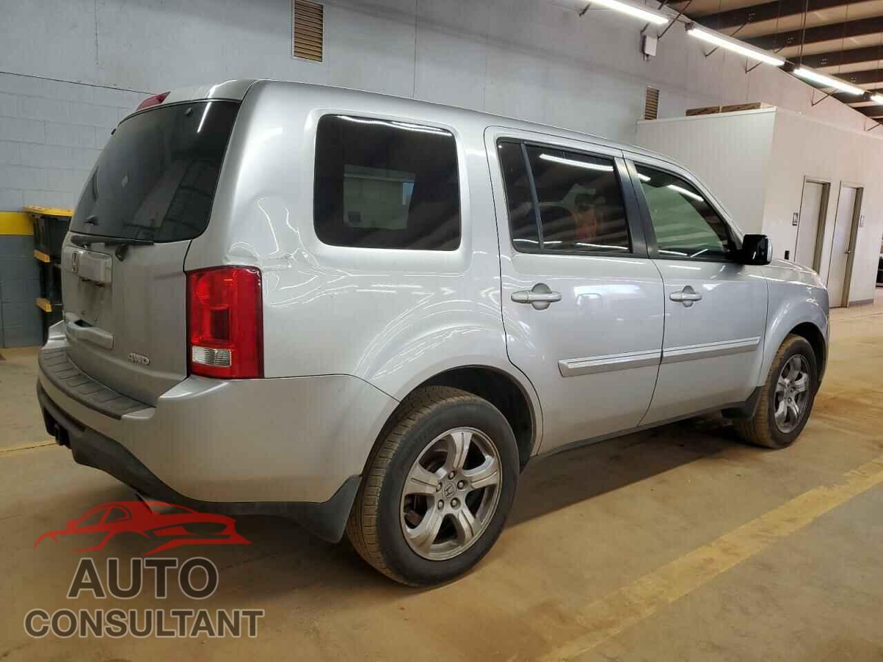HONDA PILOT 2013 - 5FNYF4H4XDB018321