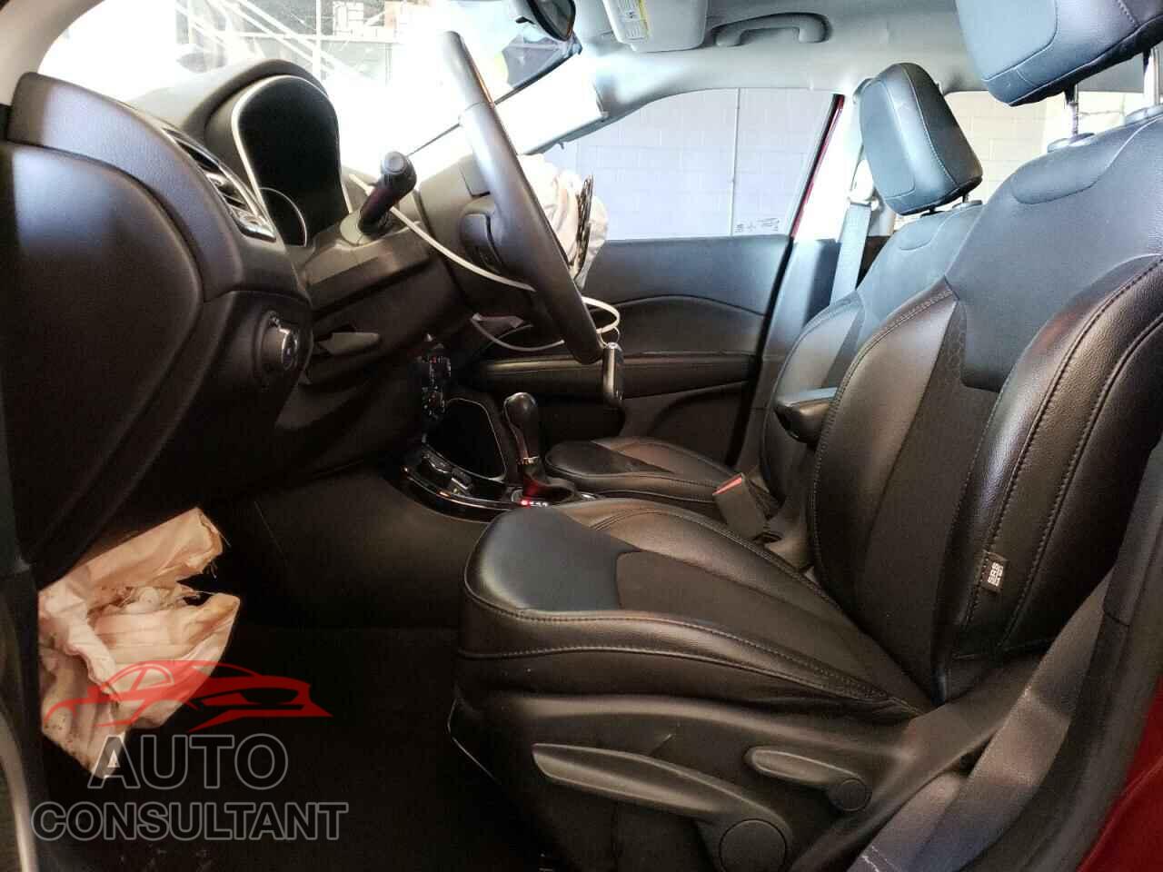 JEEP COMPASS 2021 - 3C4NJDBB4MT567037