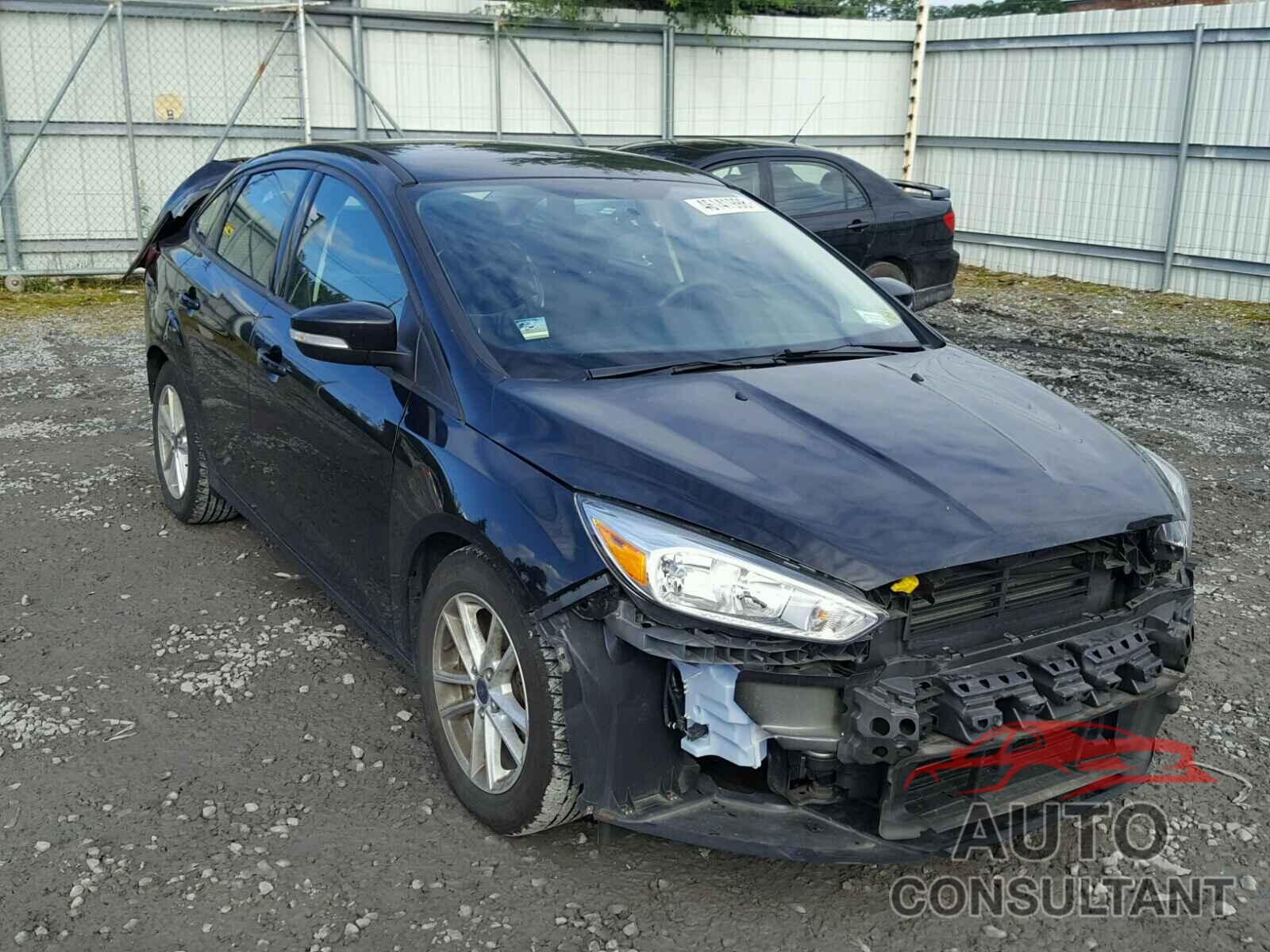 FORD FOCUS 2015 - 1FADP3F23FL212945