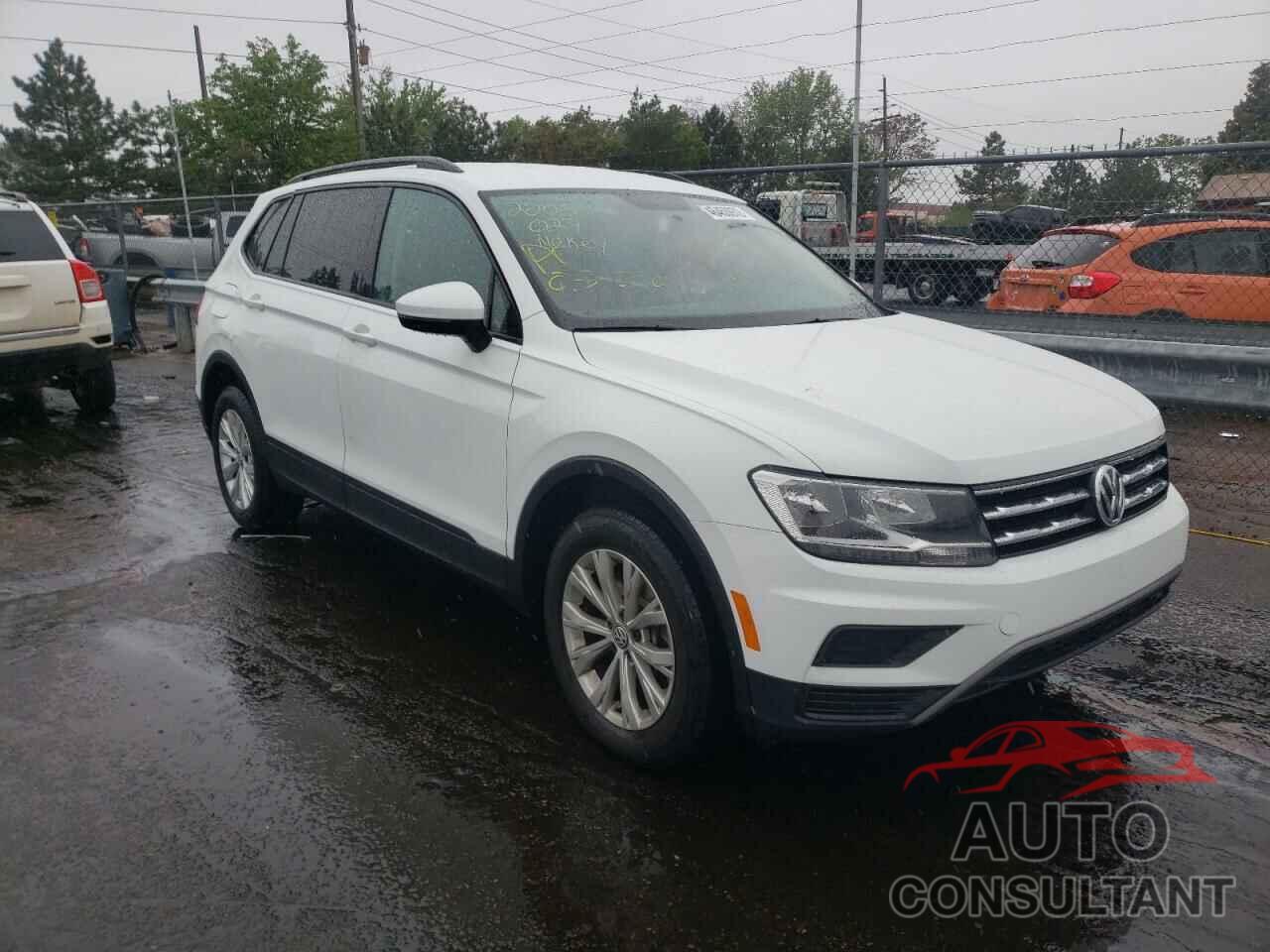 VOLKSWAGEN TIGUAN 2018 - 3VV1B7AX4JM052430