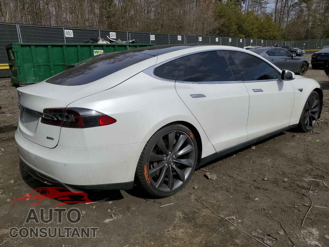 TESLA MODEL S 2015 - 5YJSA1E24FF118309