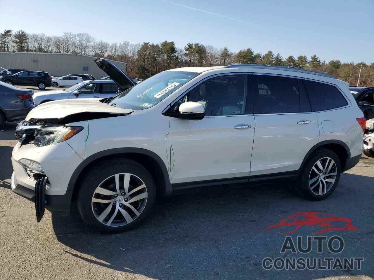 HONDA PILOT 2018 - 5FNYF6H93JB051857