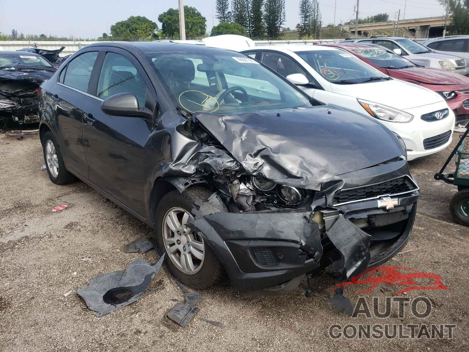 CHEVROLET SONIC 2016 - 1G1JC5SH4G4134078