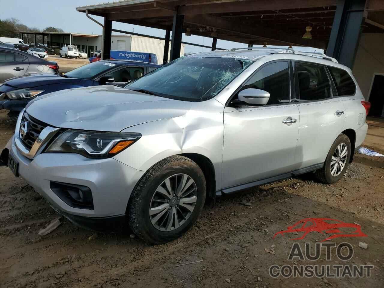 NISSAN PATHFINDER 2018 - 5N1DR2MN8JC616923