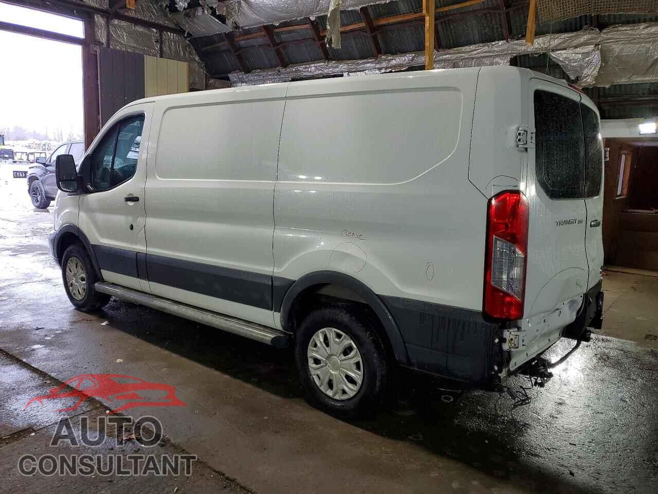 FORD TRANSIT 2017 - 1FTYR1ZM7HKA74665