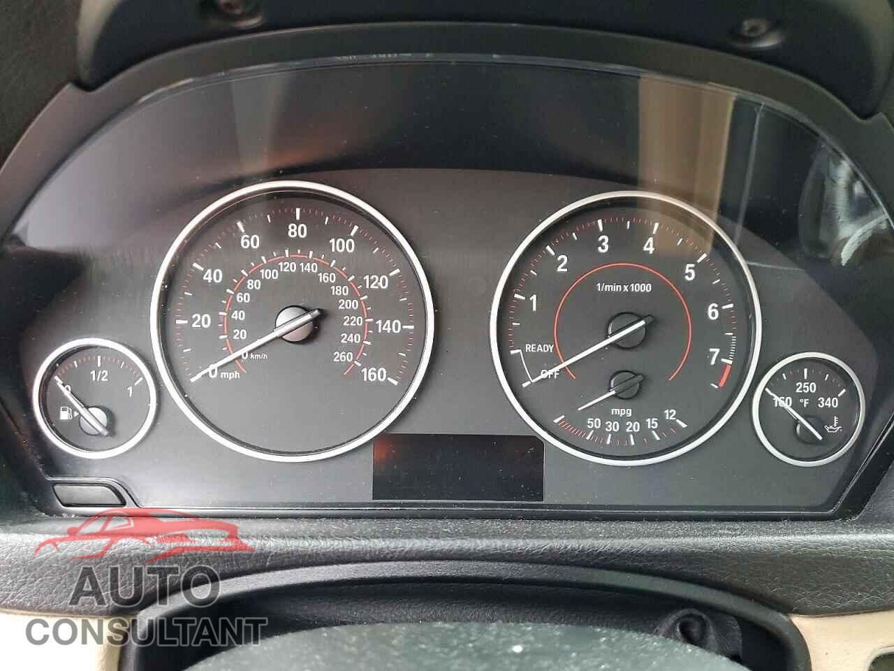 BMW 3 SERIES 2016 - WBA8E3G51GNU03339