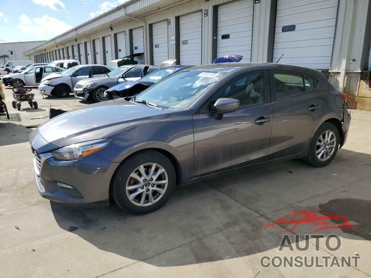 MAZDA 3 2018 - 3MZBN1K70JM225539