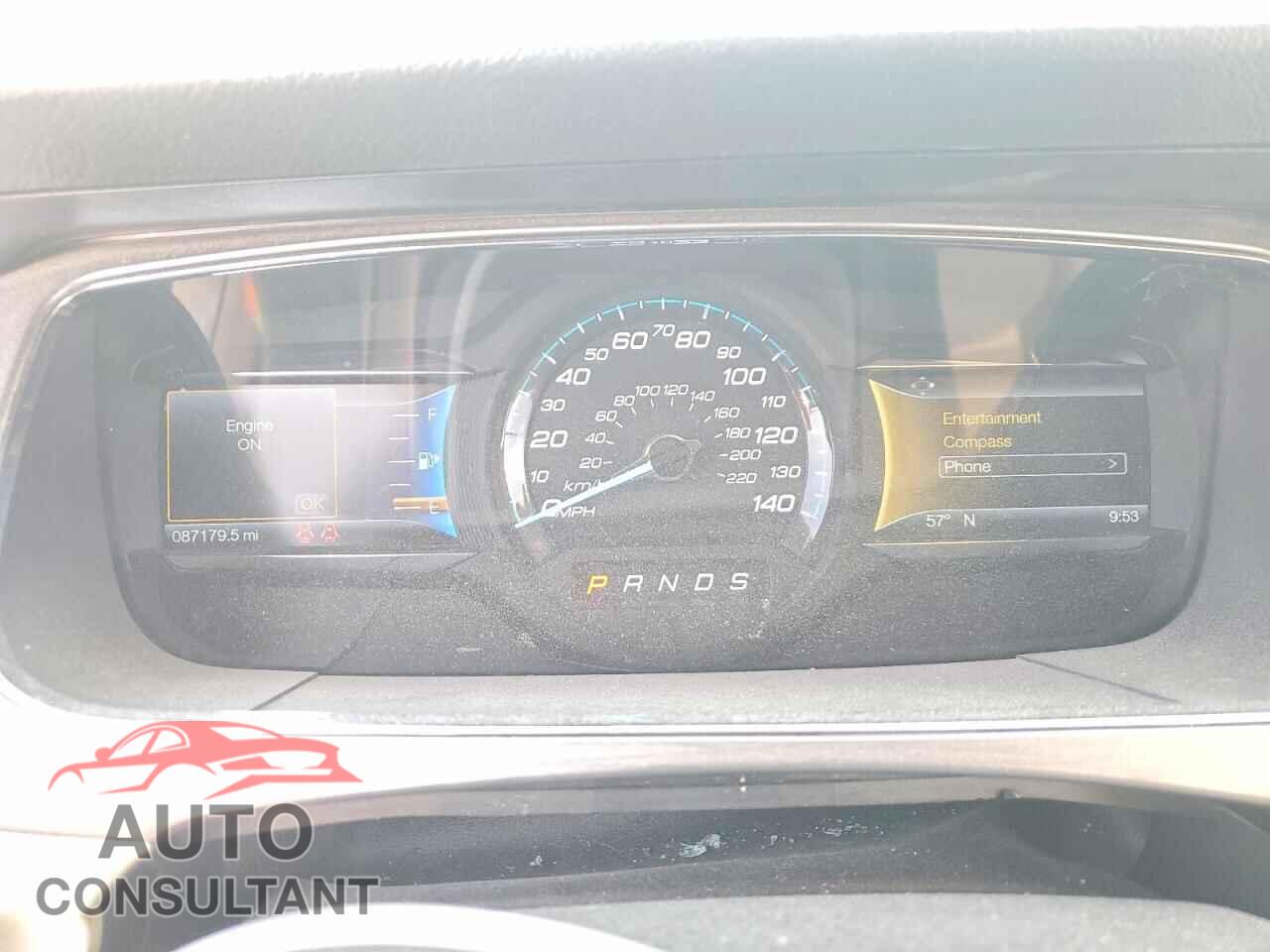 FORD TAURUS 2017 - 1FAHP2E88HG117181
