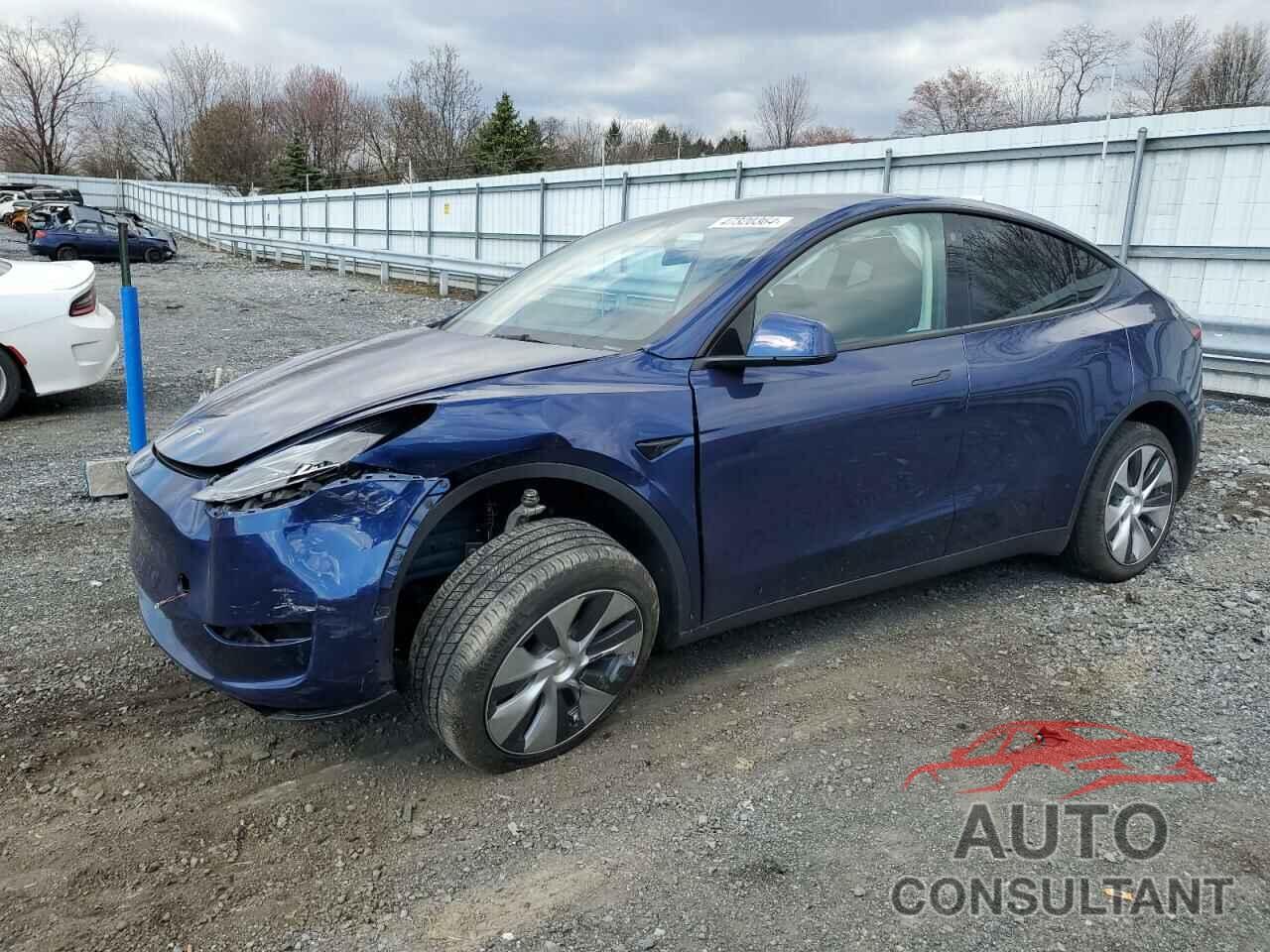 TESLA MODEL Y 2023 - 7SAYGDEE6PF704292