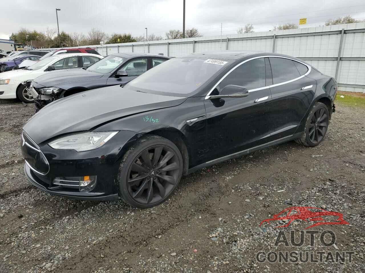 TESLA MODEL S 2013 - 5YJSA1DP7DFP18056