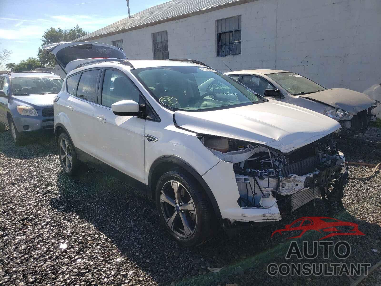 FORD ESCAPE 2017 - 1FMCU9G97HUA18263