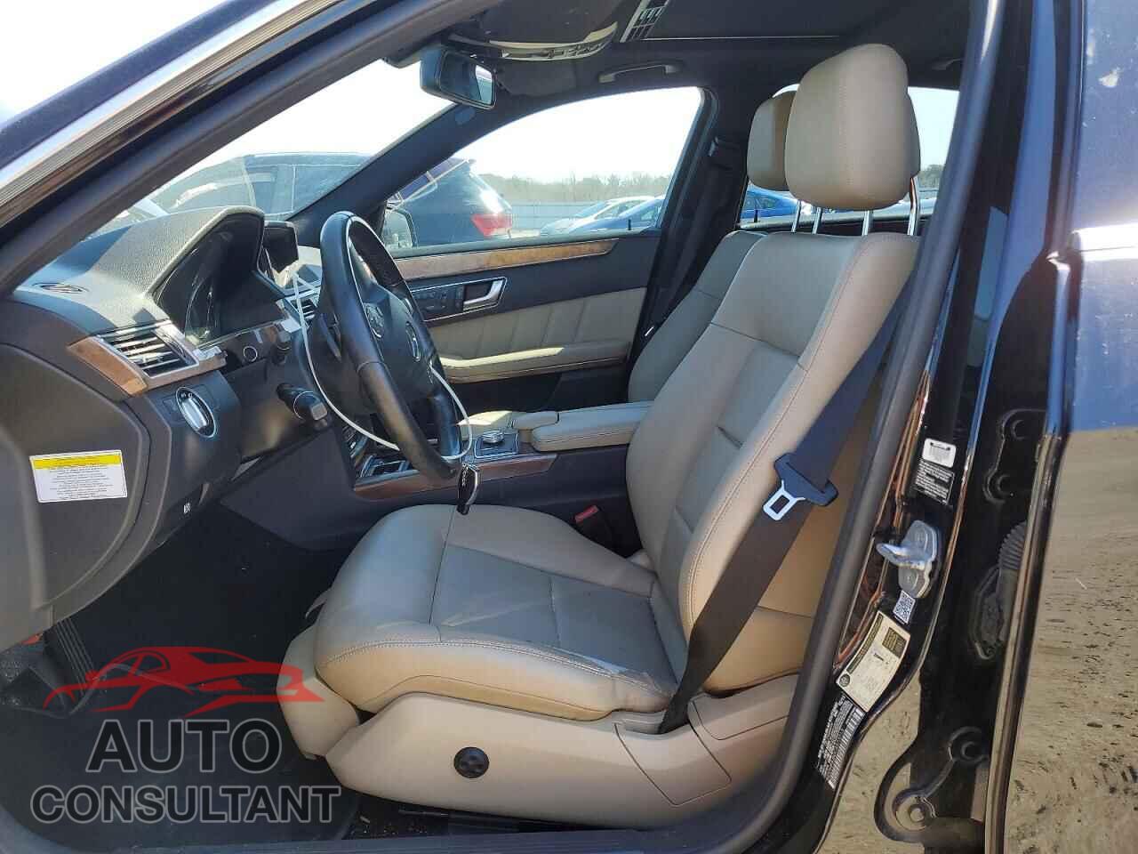 MERCEDES-BENZ E-CLASS 2012 - WDDHF8JB0CA573713