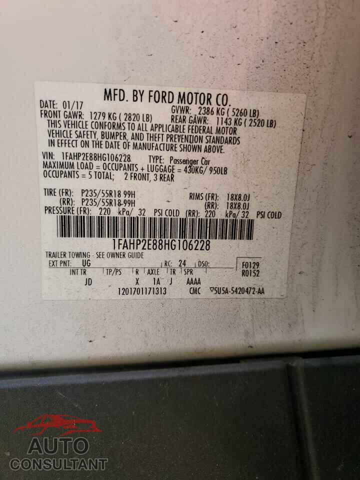 FORD TAURUS 2017 - 1FAHP2E88HG106228