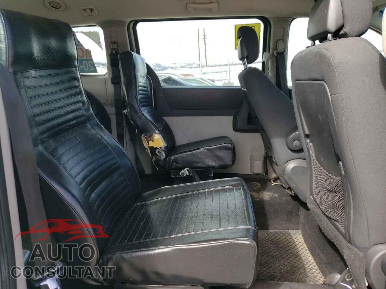 DODGE CARAVAN 2010 - 2D4RN4DE9AR477655
