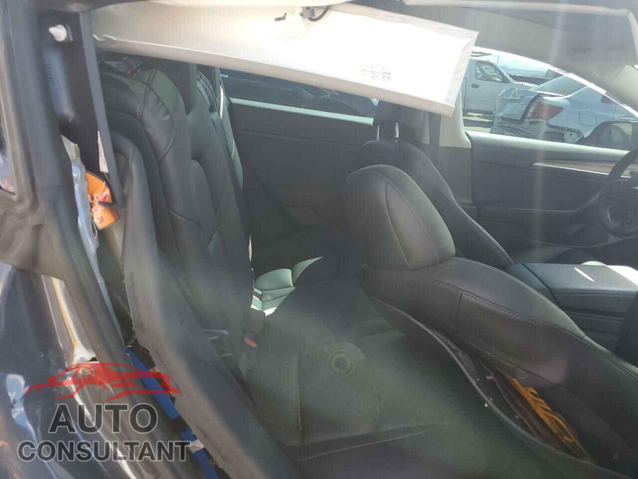 TESLA MODEL 3 2022 - 5YJ3E1EC7NF228089