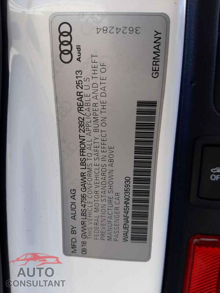 AUDI A4 2017 - WAUENAF45HN035930