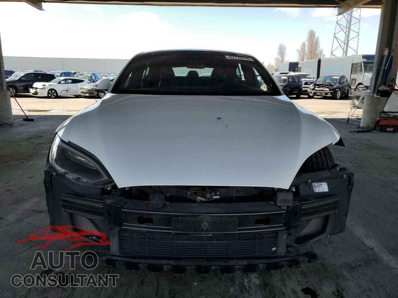 TESLA MODEL S 2016 - 5YJSA1E17GF175094