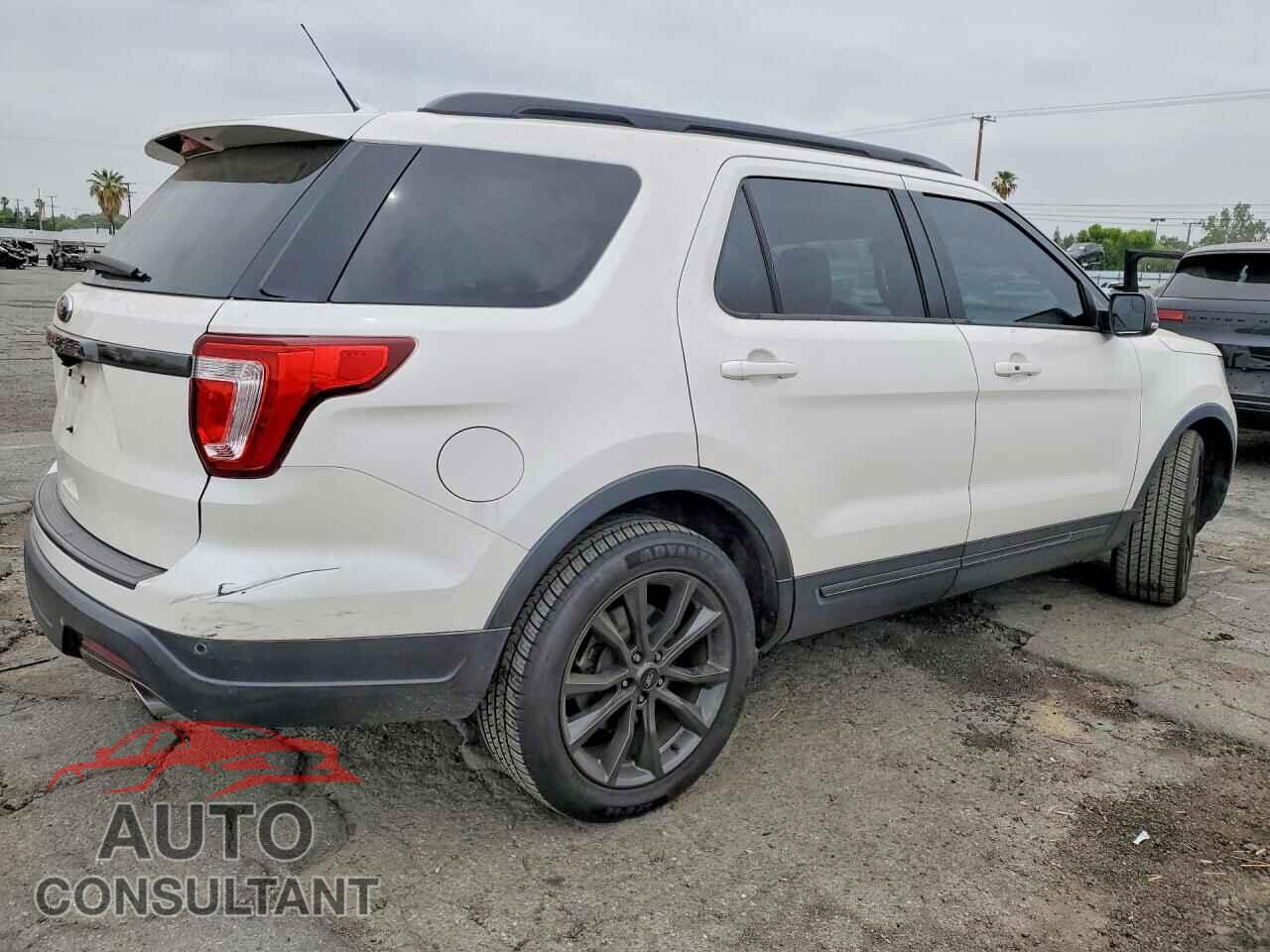 FORD EXPLORER 2018 - 1FM5K7D85JGB31549