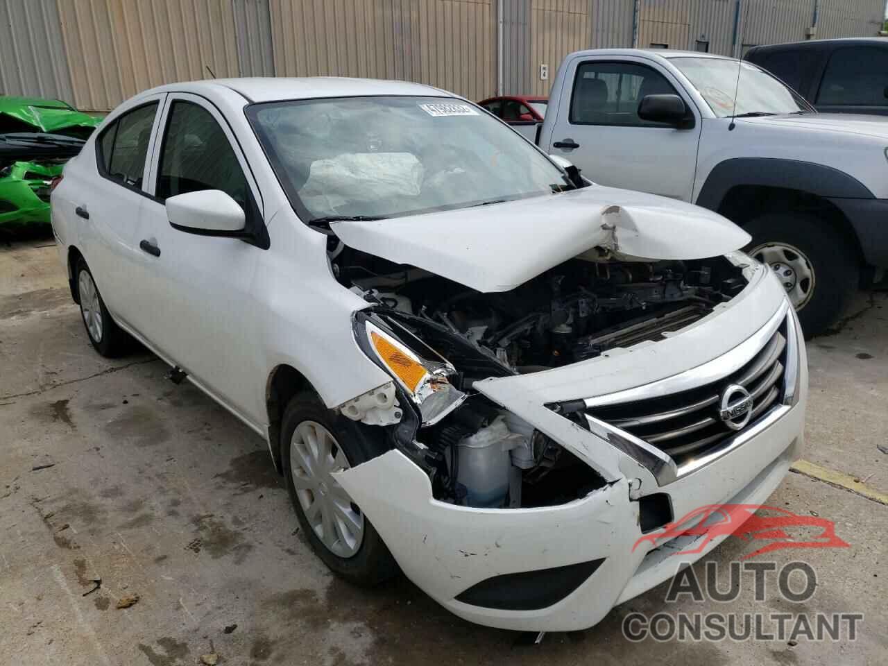 NISSAN VERSA 2017 - 3N1CN7AP8HL864606