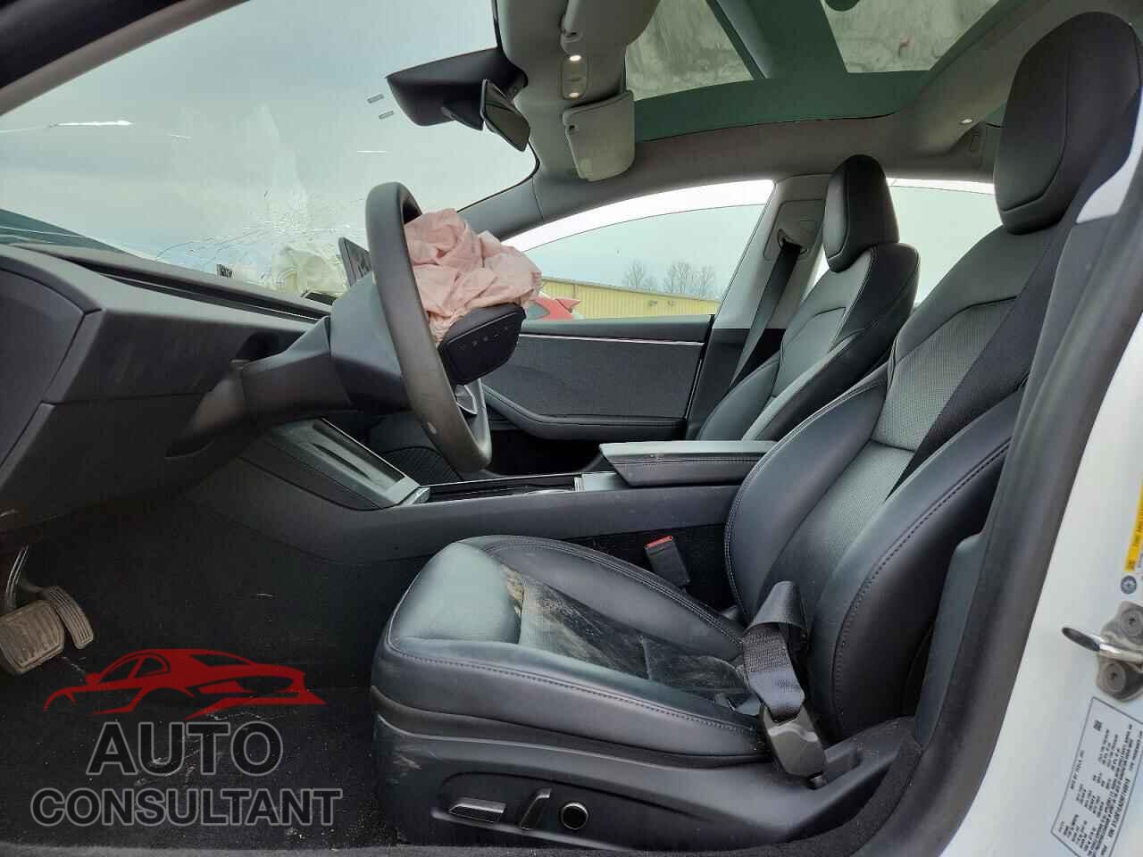 TESLA MODEL 3 2024 - 5YJ3E1EA2RF749919