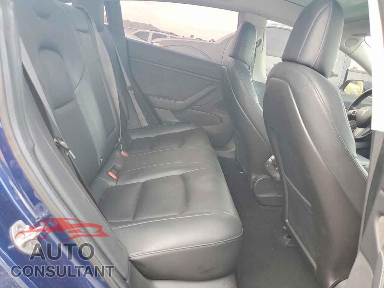 TESLA MODEL 3 2018 - 5YJ3E1EA0JF076522