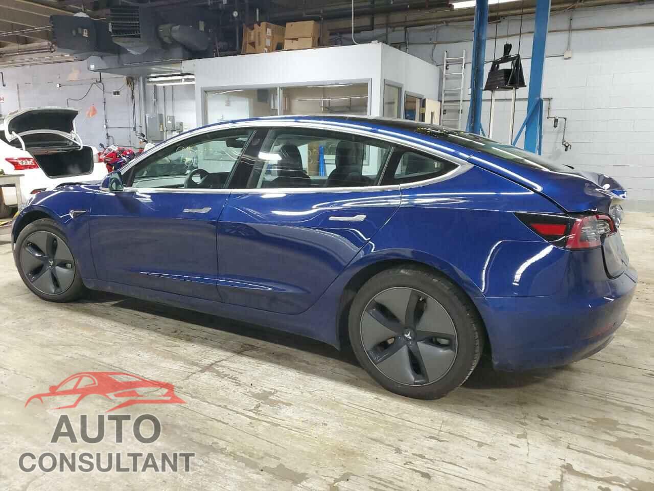 TESLA MODEL 3 2018 - 5YJ3E1EB8JF093562