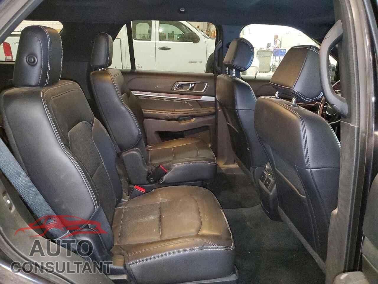 FORD EXPLORER 2017 - 1FM5K8F80HGC47576
