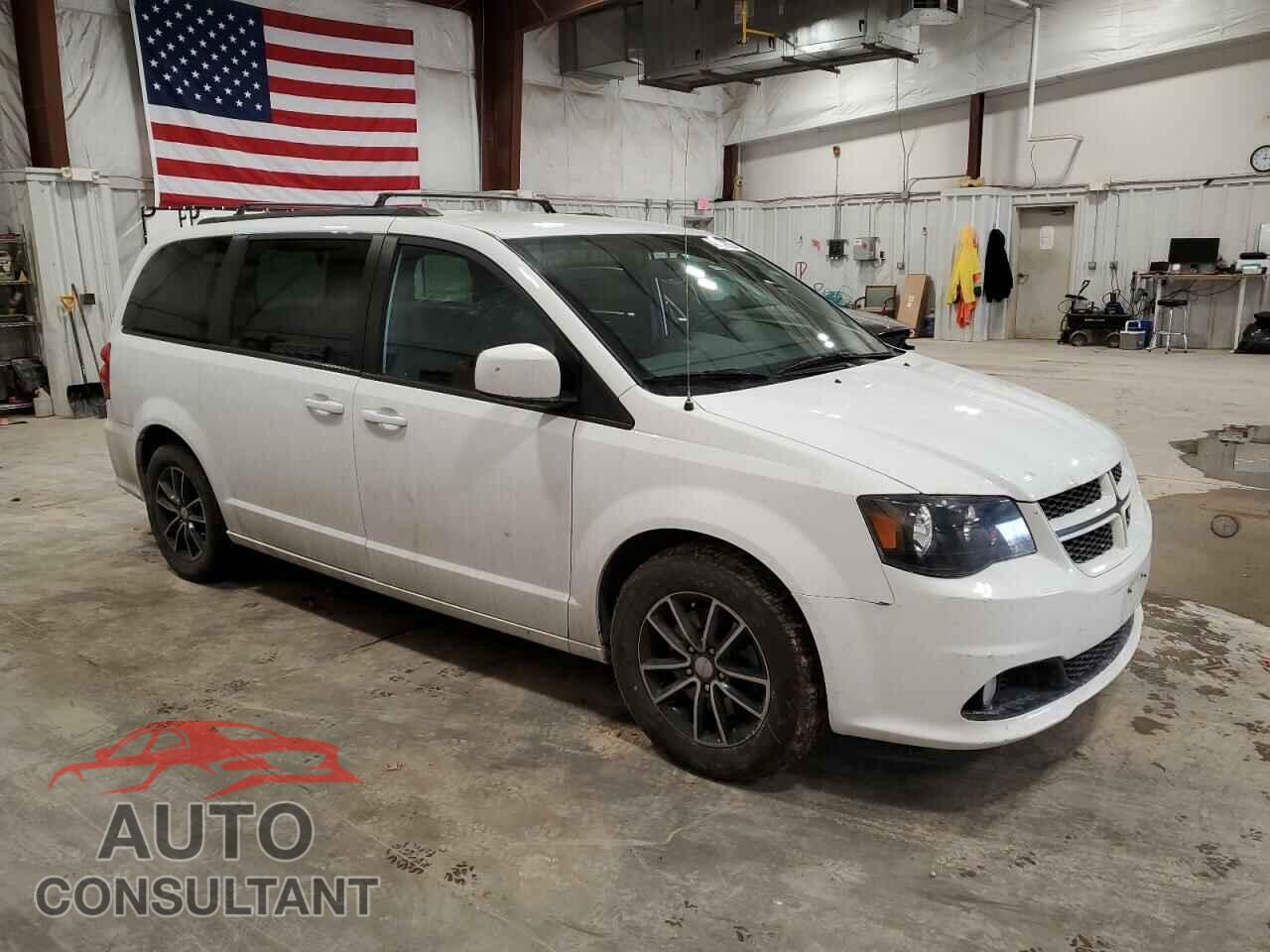 DODGE CARAVAN 2018 - 2C4RDGEG2JR249000