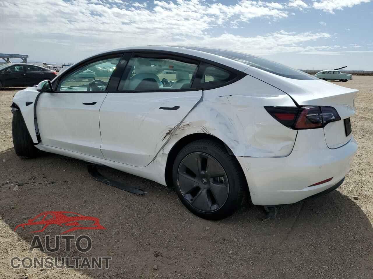TESLA MODEL 3 2022 - 5YJ3E1EA9NF131636
