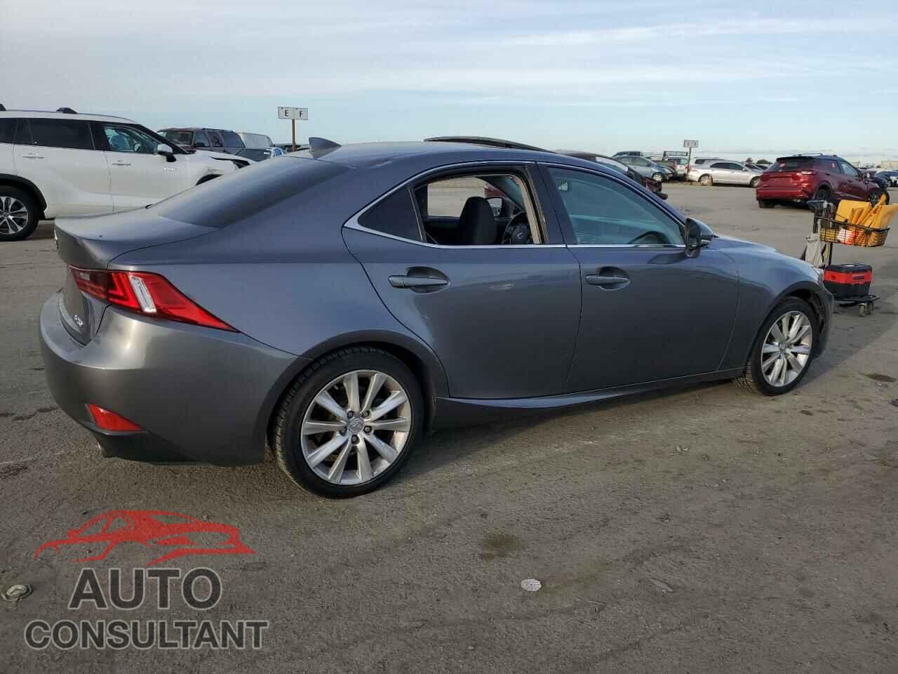 LEXUS IS 2015 - JTHBF1D29F5061334