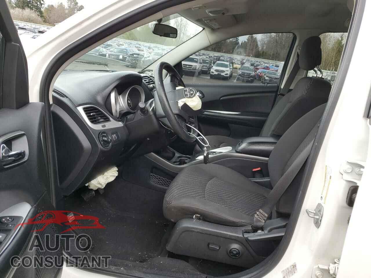 DODGE JOURNEY 2017 - 3C4PDCBG8HT531671