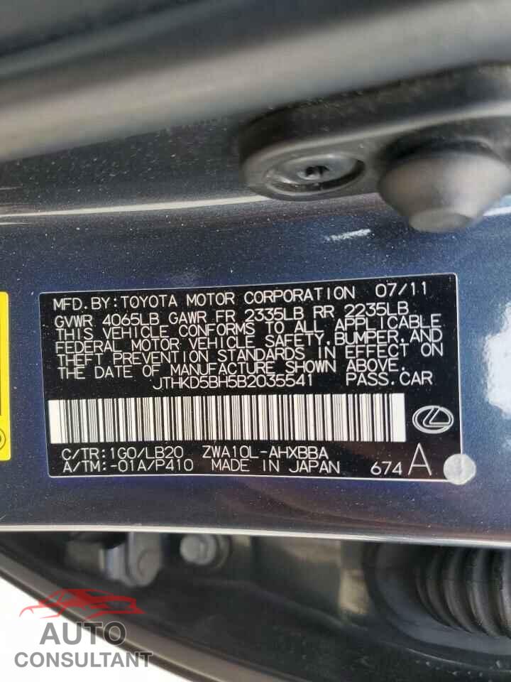 LEXUS CT 200 2011 - JTHKD5BH5B2035541