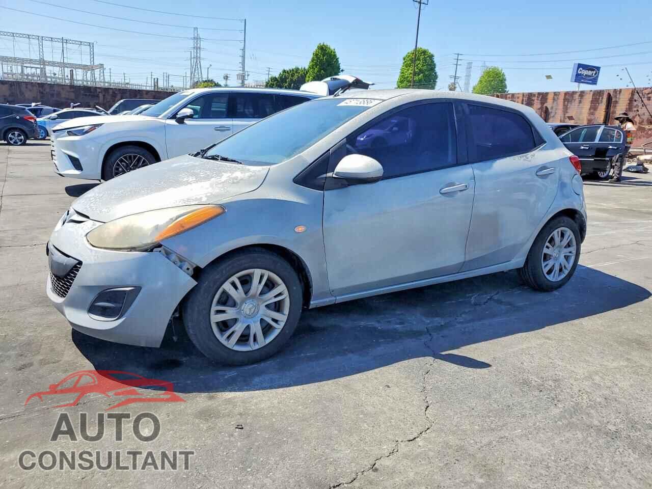 MAZDA 2 2014 - JM1DE1KZ4E0177226