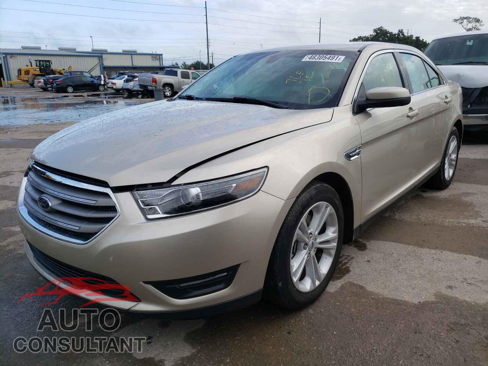 FORD TAURUS 2017 - 1FAHP2E86HG106230