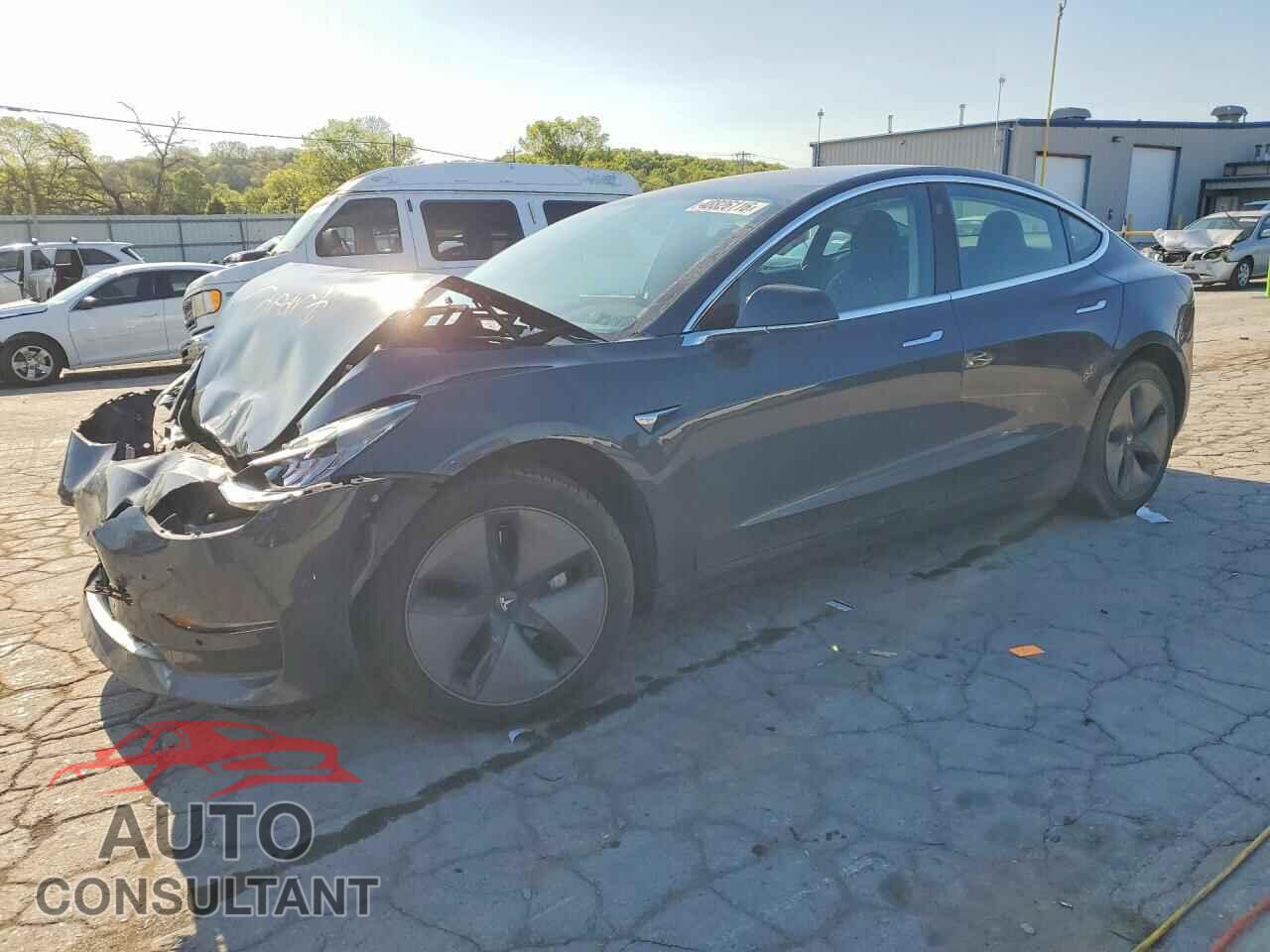 TESLA MODEL 3 2018 - 5YJ3E1EB9JF077192