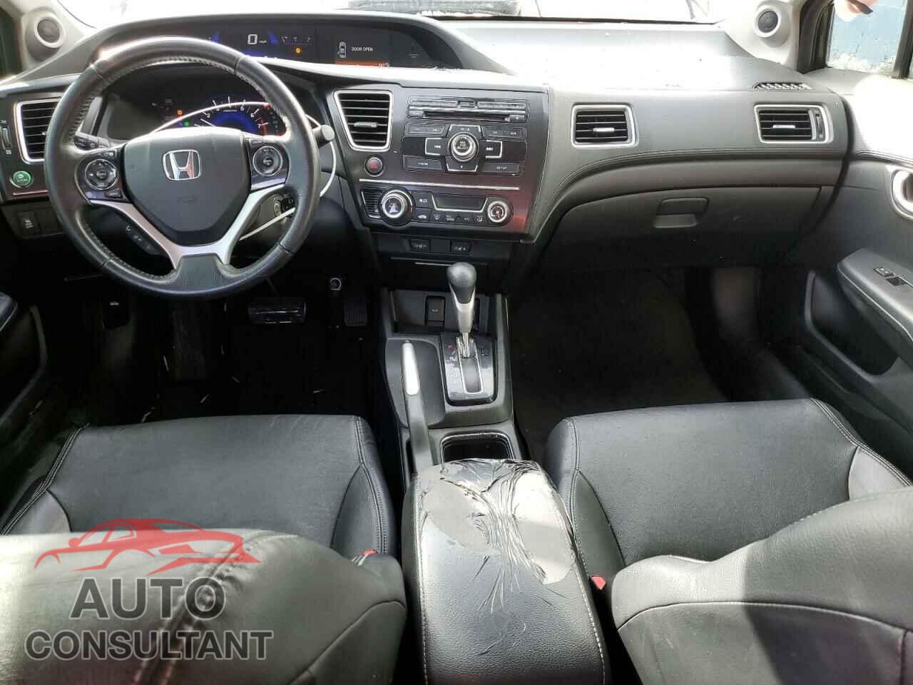 HONDA CIVIC 2013 - 2HGFB2F96DH541384