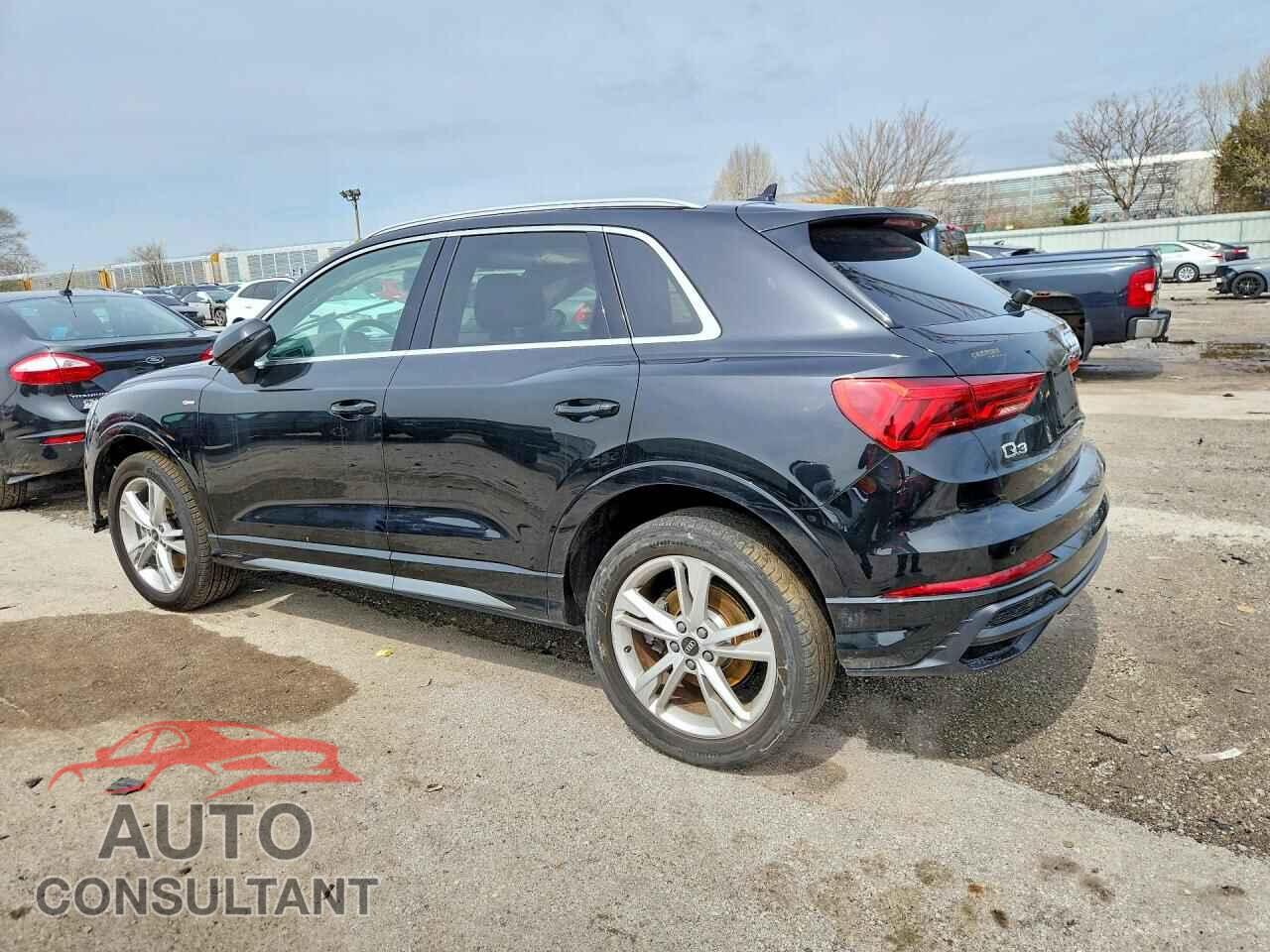 AUDI Q3 2021 - WA1EECF33M1059953