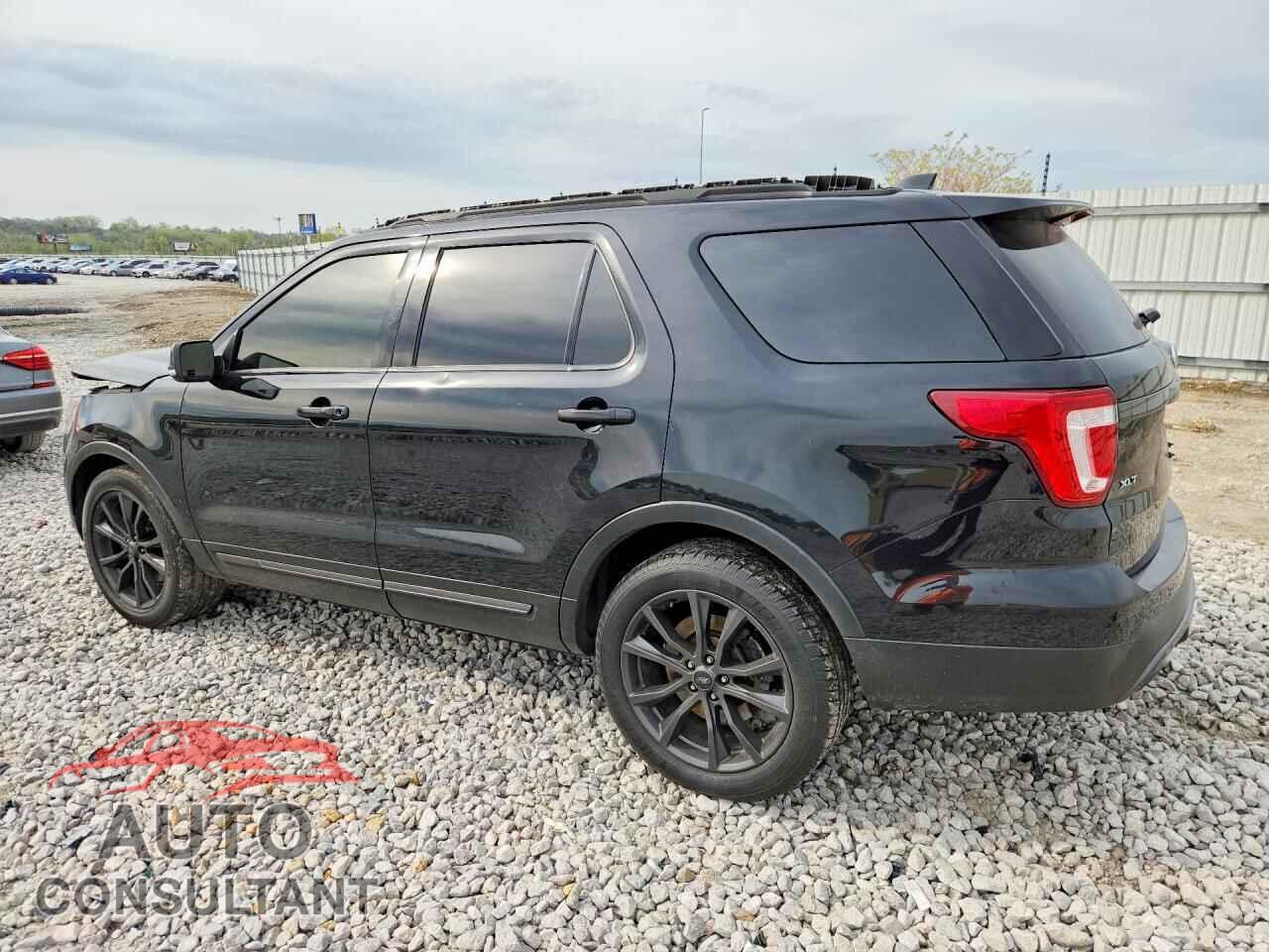 FORD EXPLORER 2017 - 1FM5K7D88HGD04393