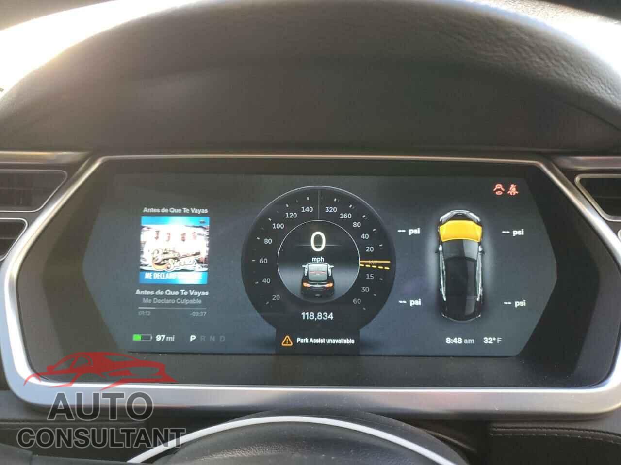 TESLA MODEL S 2013 - 5YJSA1DP4DFP21092