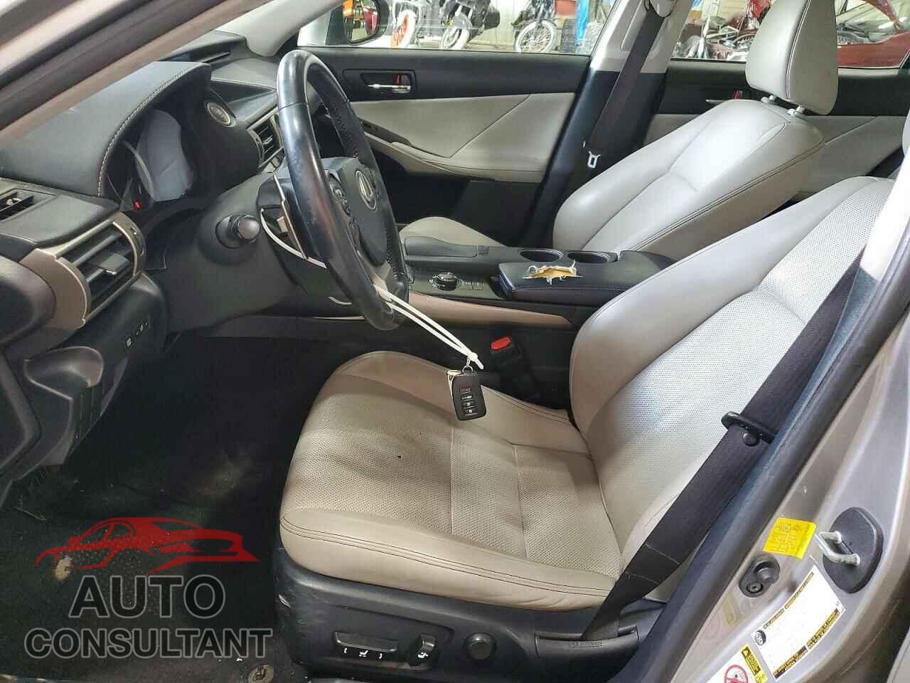 LEXUS IS 2014 - JTHCF1D26E5011817